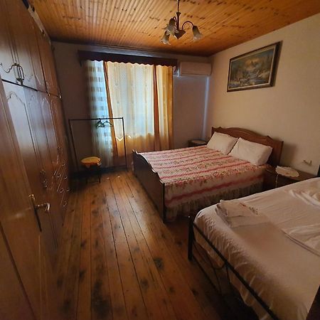 Hida Guest House Gjirokaster Exterior photo